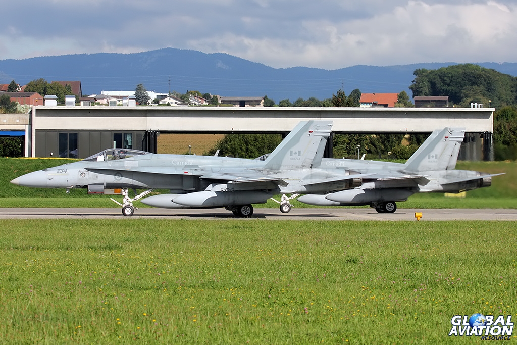 Canadian Armed Forces CF-18A Hornets © Dean West - globalaviationresource.com