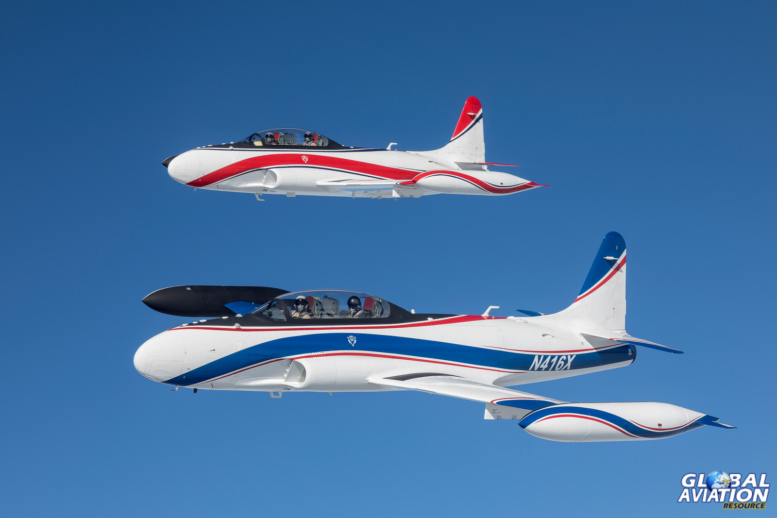 T-33s-formation
