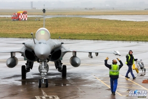© Frank Grealish - www.globalaviationresource.com