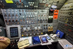 2872-Flight-engineers-panel
