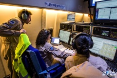 2951-telescope-operators-keeping-an-overview-of-the-telescope